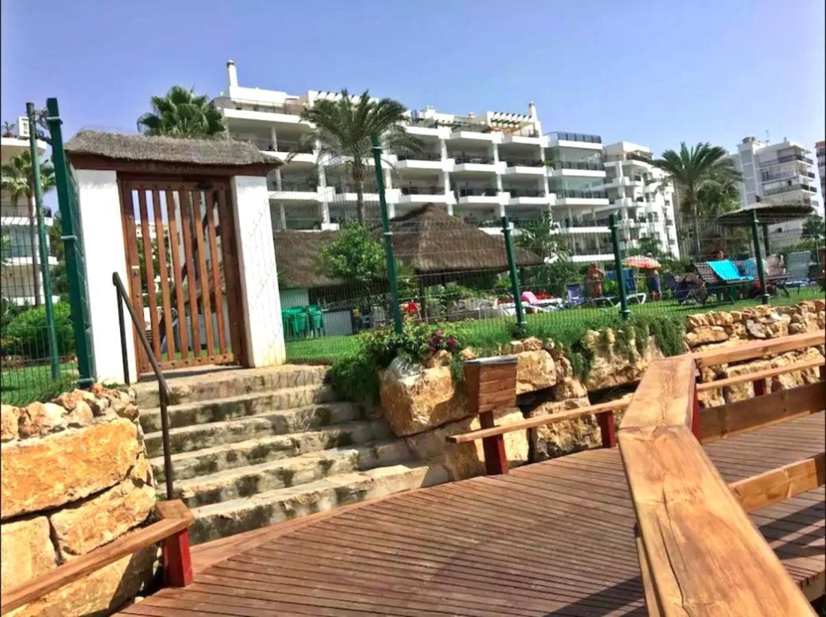 Mi Capricho, Beachfront, Grownfloor, Private Garden & Terrace Sitio de Calahonda Exterior photo