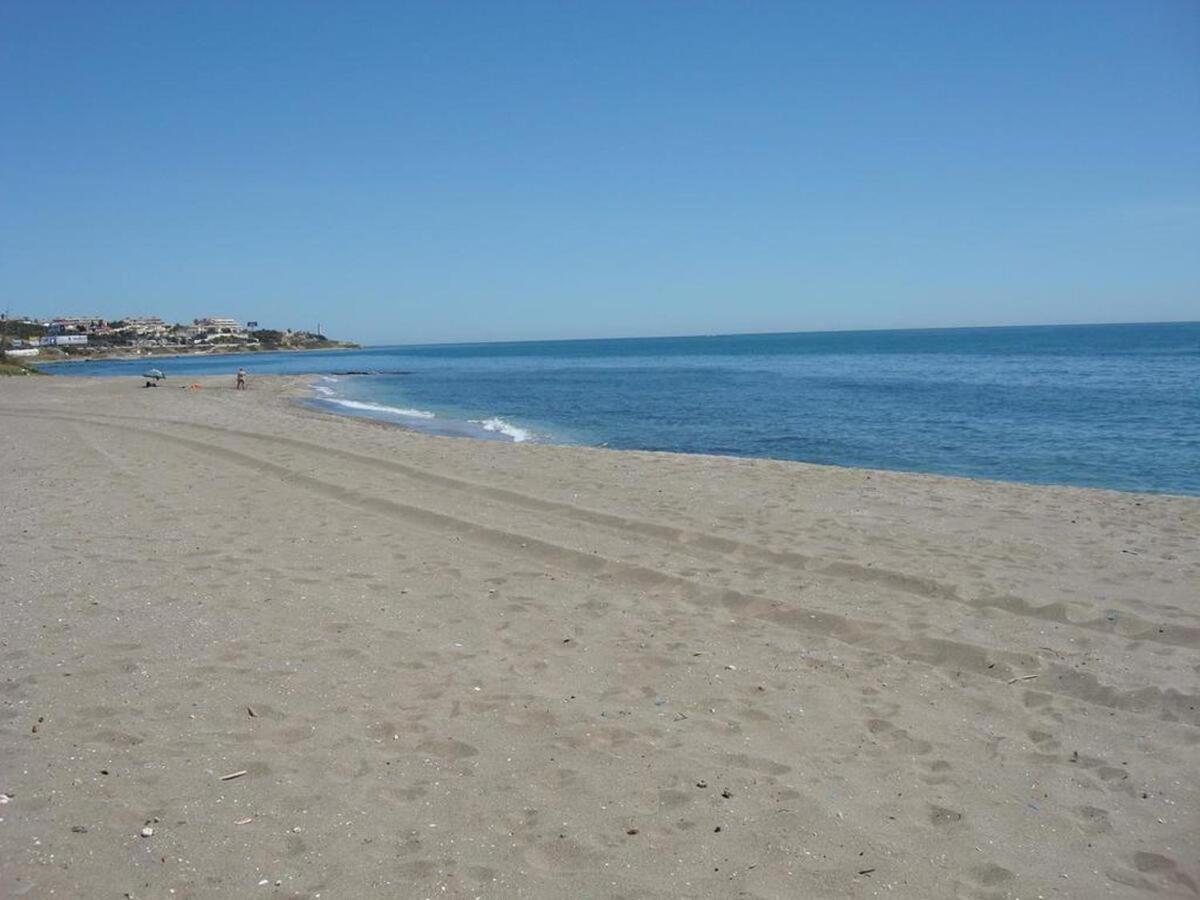 Mi Capricho, Beachfront, Grownfloor, Private Garden & Terrace Sitio de Calahonda Exterior photo