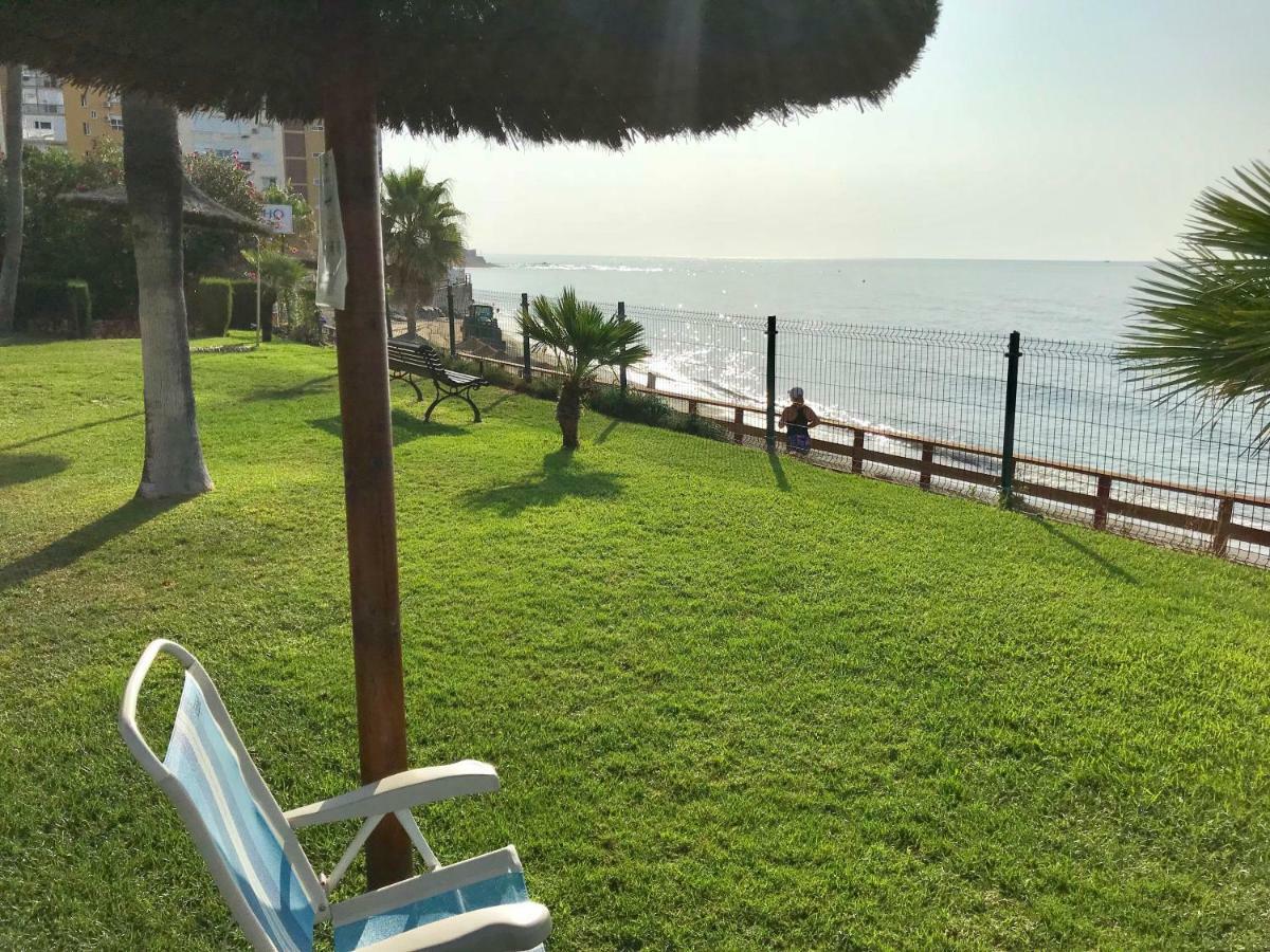 Mi Capricho, Beachfront, Grownfloor, Private Garden & Terrace Sitio de Calahonda Exterior photo