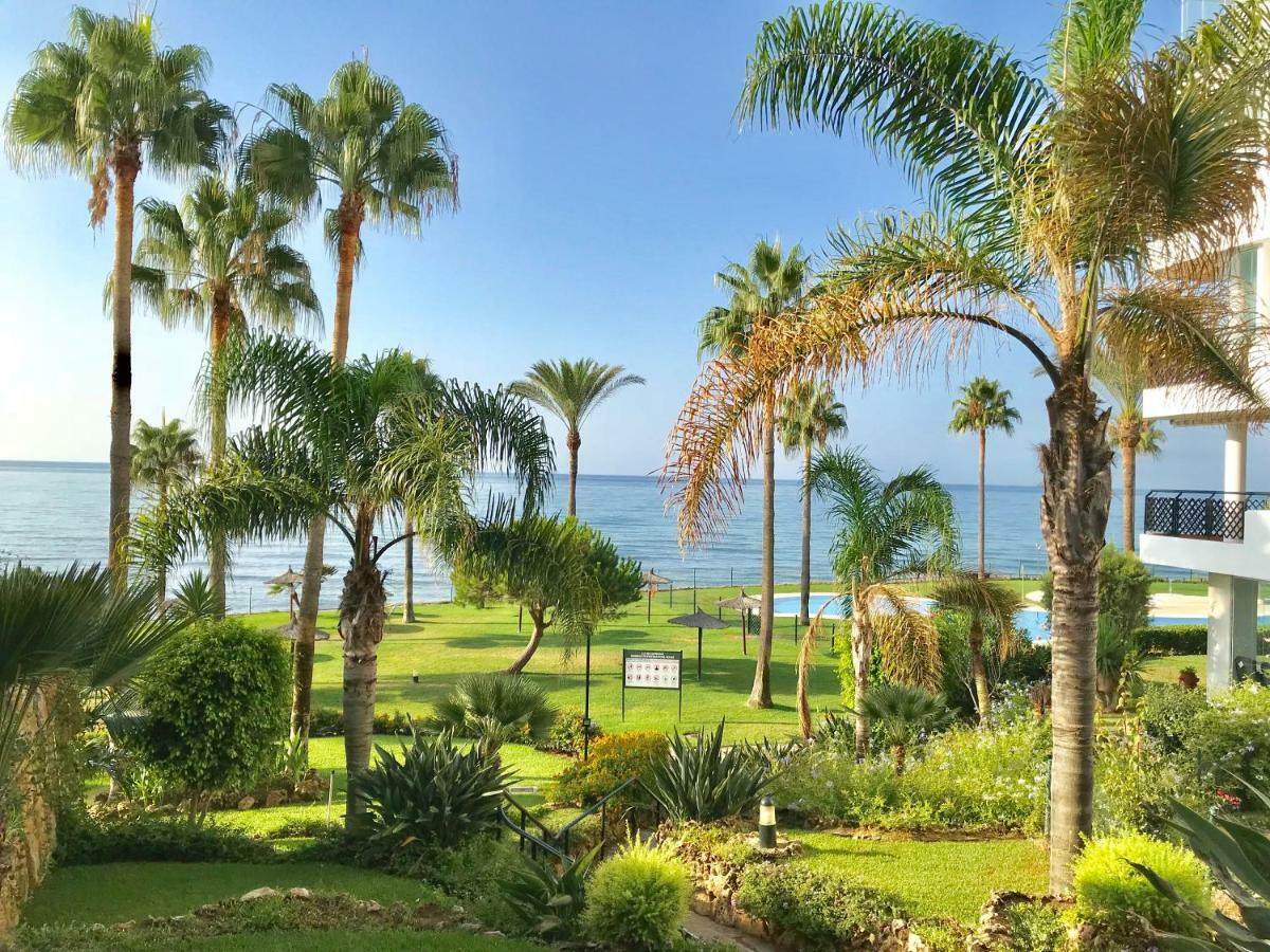Mi Capricho, Beachfront, Grownfloor, Private Garden & Terrace Sitio de Calahonda Exterior photo