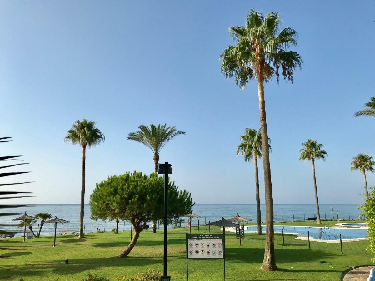 Mi Capricho, Beachfront, Grownfloor, Private Garden & Terrace Sitio de Calahonda Exterior photo